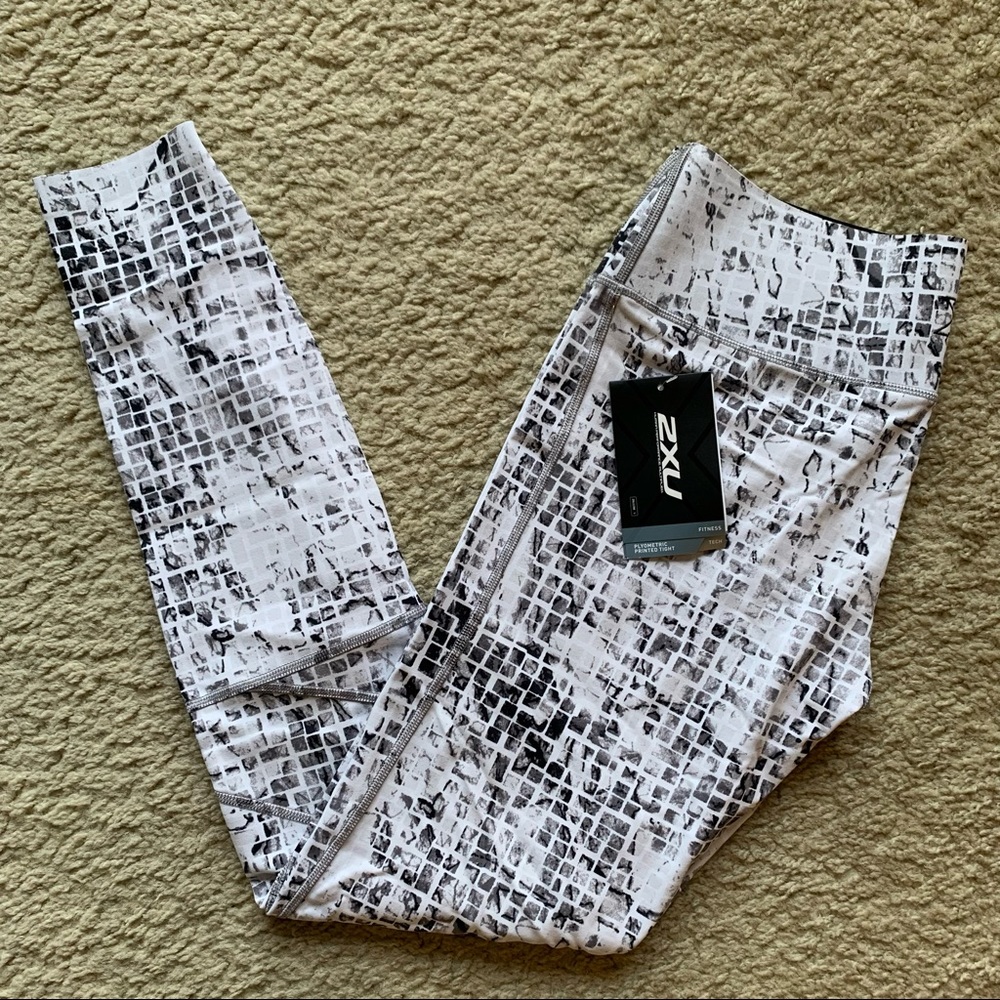 NWT Women’s 2xu Plyometric Printed Tights - Leggings